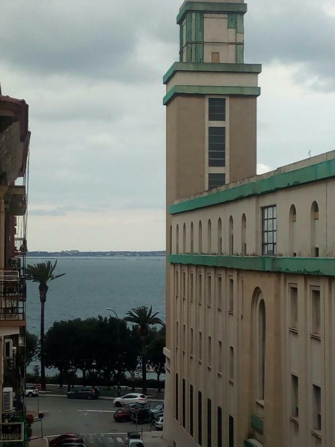Le Suite Dei Due Mari Cucinino Privato Таранто Экстерьер фото